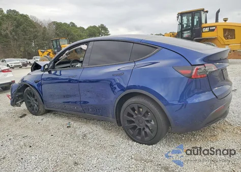 2022 Tesla Model Y z USA, uszkodzony, nr VIN 7SAYGDEE3NF309953